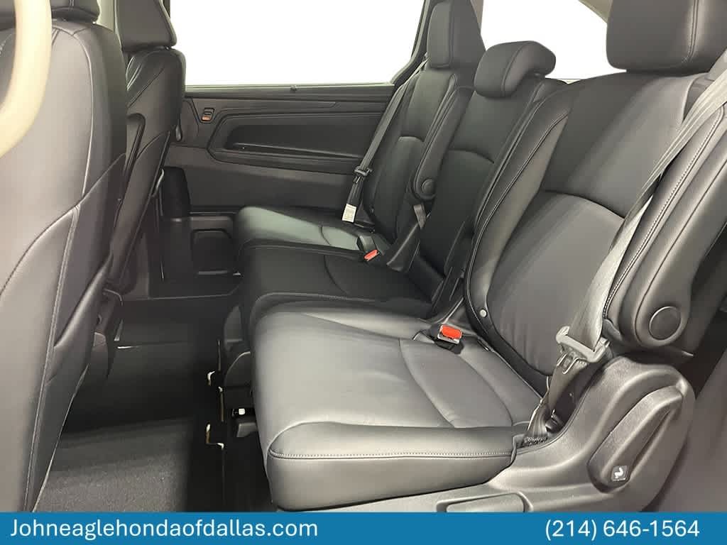 Thumbnail: 2026 Honda Odyssey - 10