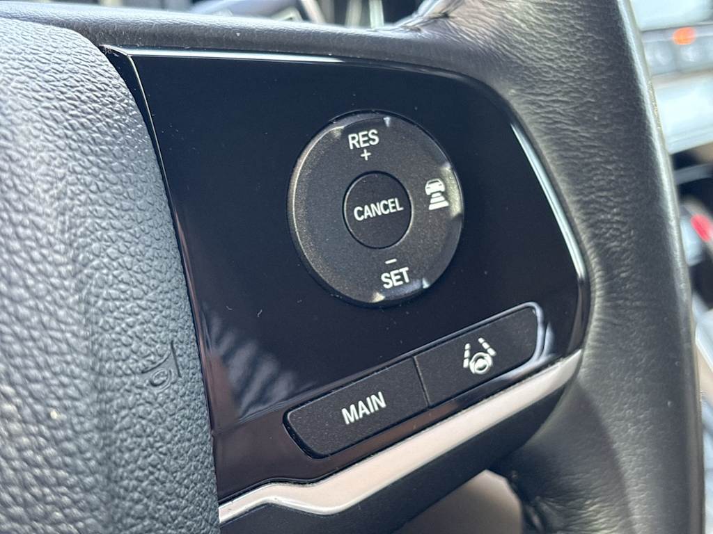 Thumbnail: 2018 Honda Odyssey - 32