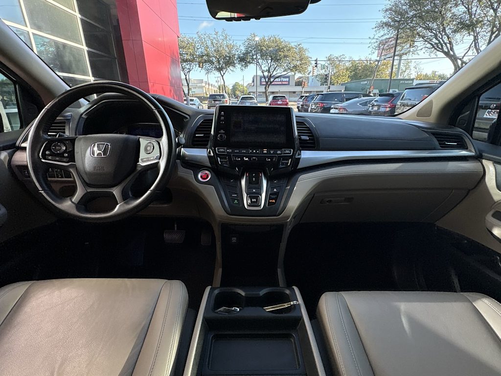 Thumbnail: 2018 Honda Odyssey - 9