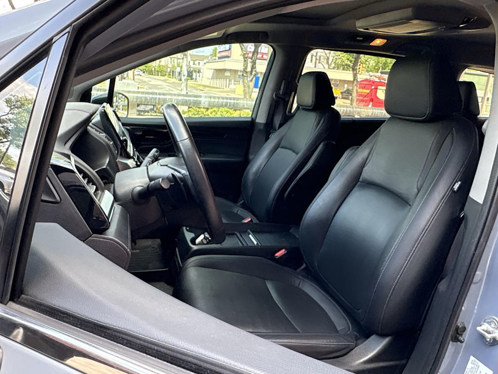 Thumbnail: 2023 Honda Odyssey - 10