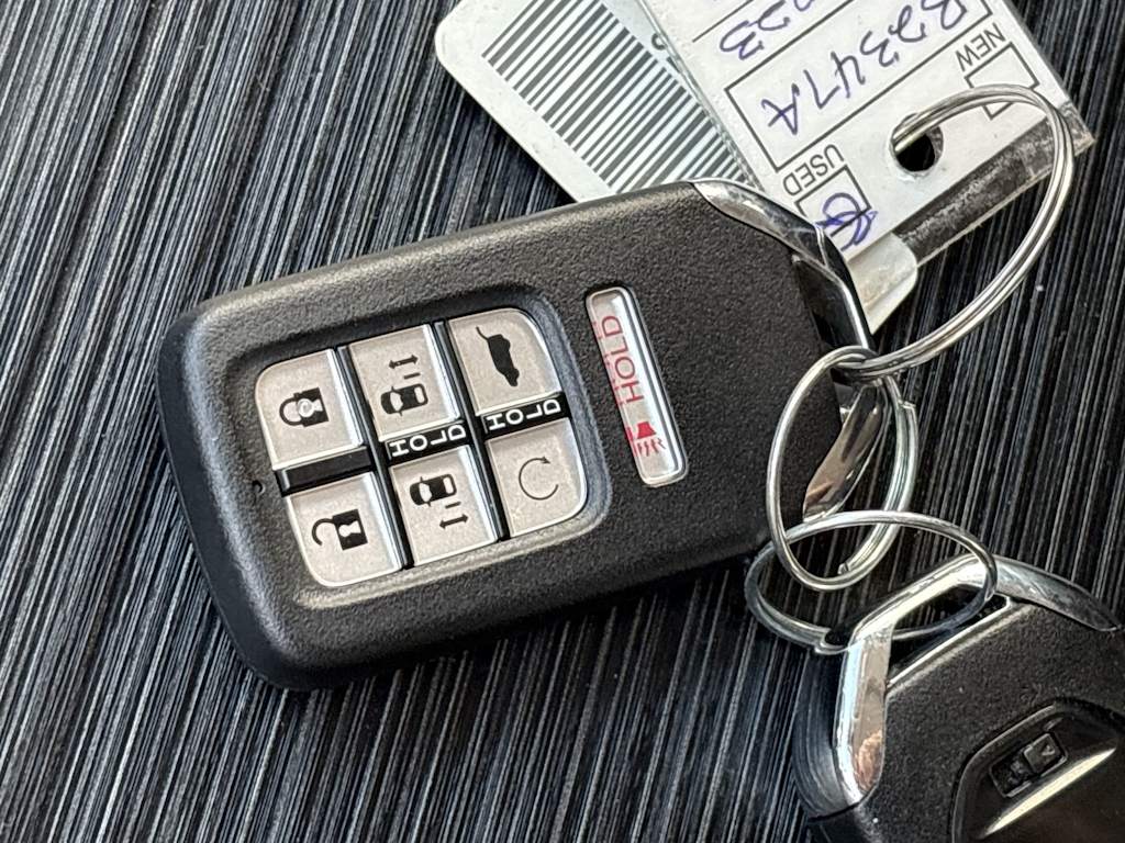 Thumbnail: 2023 Honda Odyssey - 29