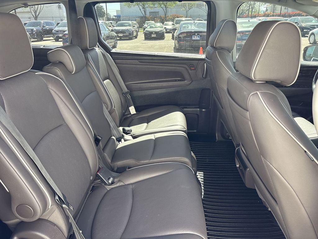 Thumbnail: 2023 Honda Odyssey - 19