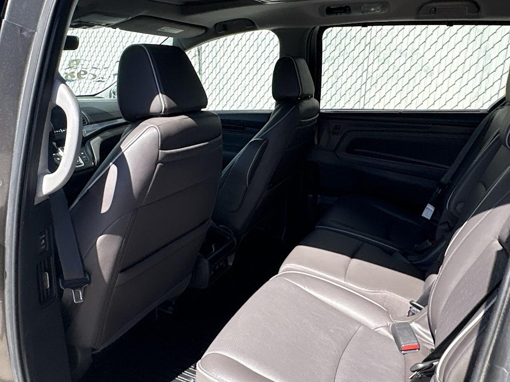 Thumbnail: 2023 Honda Odyssey - 12
