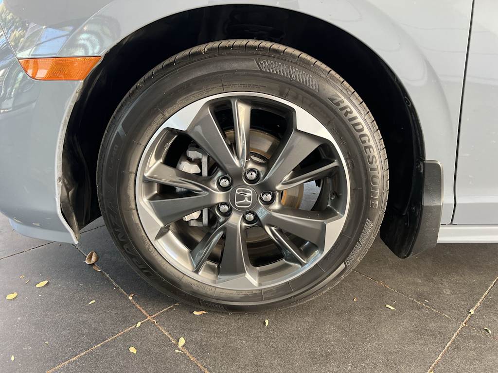 Thumbnail: 2023 Honda Odyssey - 8