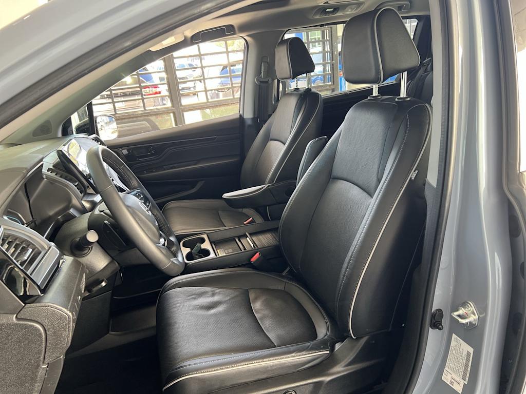 Thumbnail: 2023 Honda Odyssey - 10