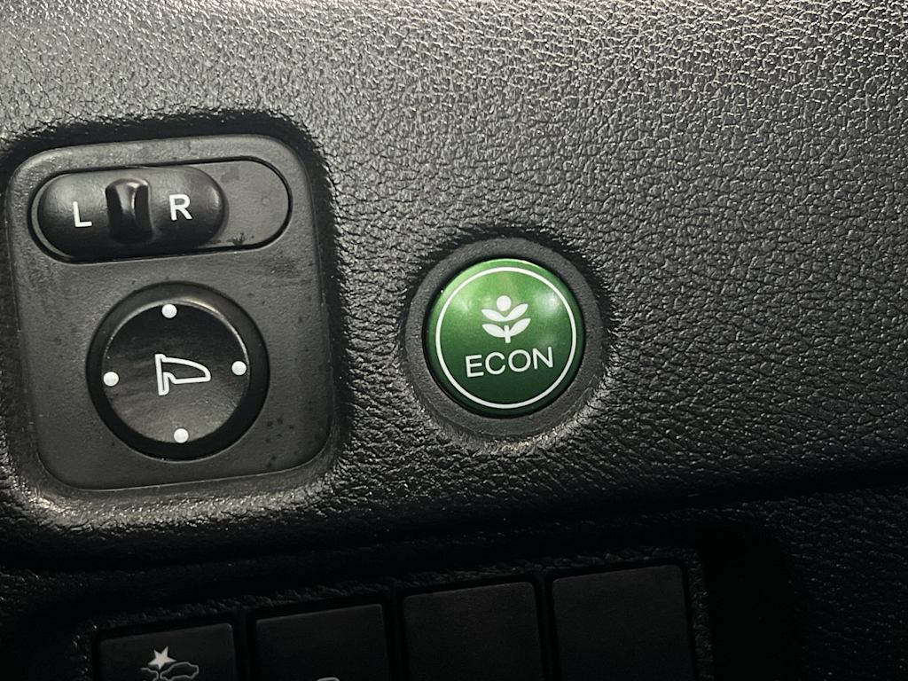 Thumbnail: 2022 Honda Pilot - 25