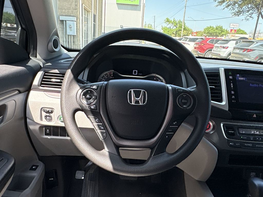 Thumbnail: 2016 Honda Pilot - 13