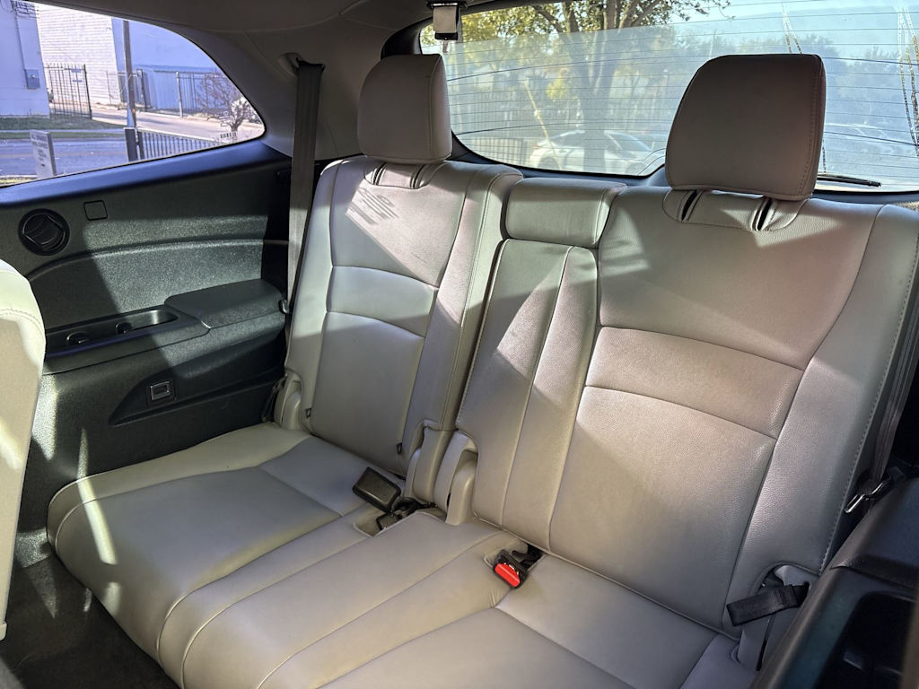 Thumbnail: 2019 Honda Pilot - 24