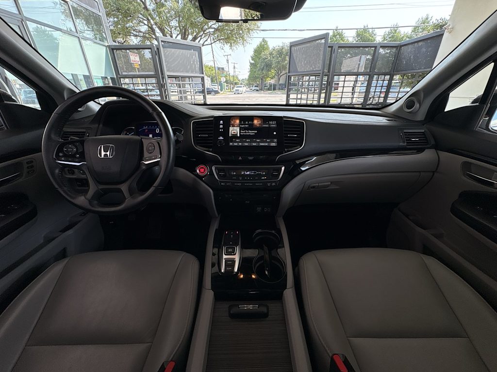 Thumbnail: 2019 Honda Pilot - 9