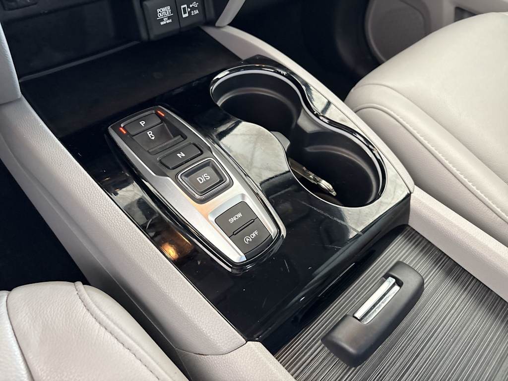 Thumbnail: 2019 Honda Pilot - 16