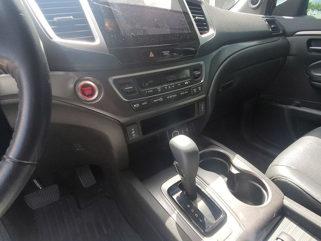 Thumbnail: 2018 Honda Pilot - 11