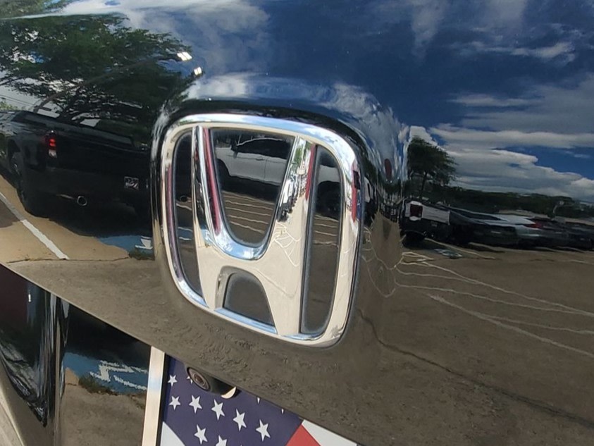 Thumbnail: 2018 Honda Pilot - 18