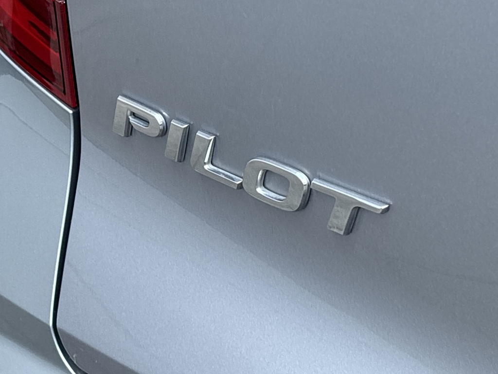 Thumbnail: 2021 Honda Pilot - 7