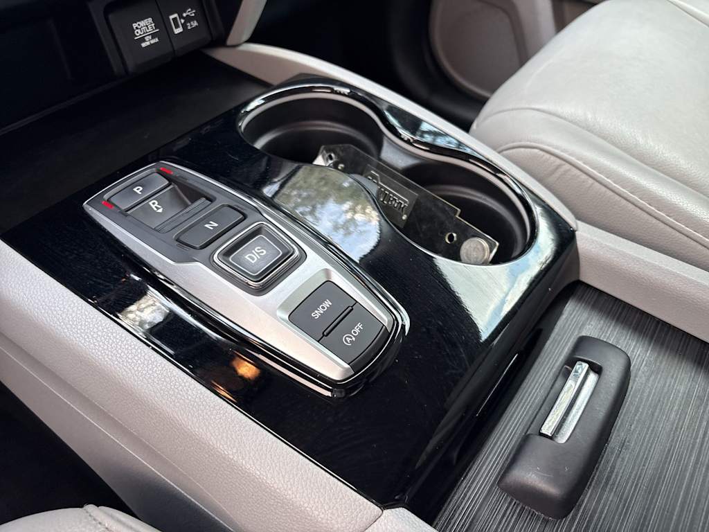 Thumbnail: 2021 Honda Pilot - 16