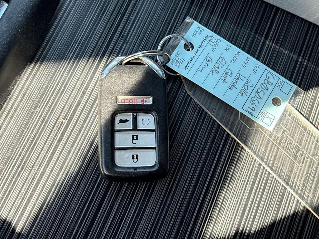 Thumbnail: 2016 Honda Pilot - 19