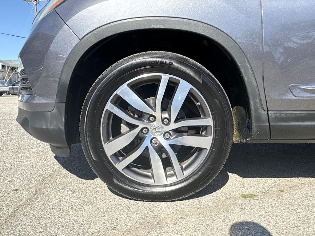 Thumbnail: 2016 Honda Pilot - 8