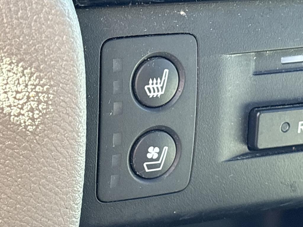 Thumbnail: 2016 Honda Pilot - 40