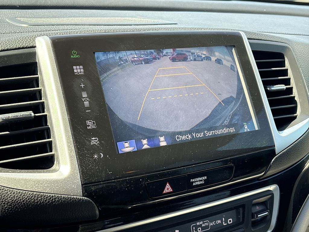 Thumbnail: 2016 Honda Pilot - 39