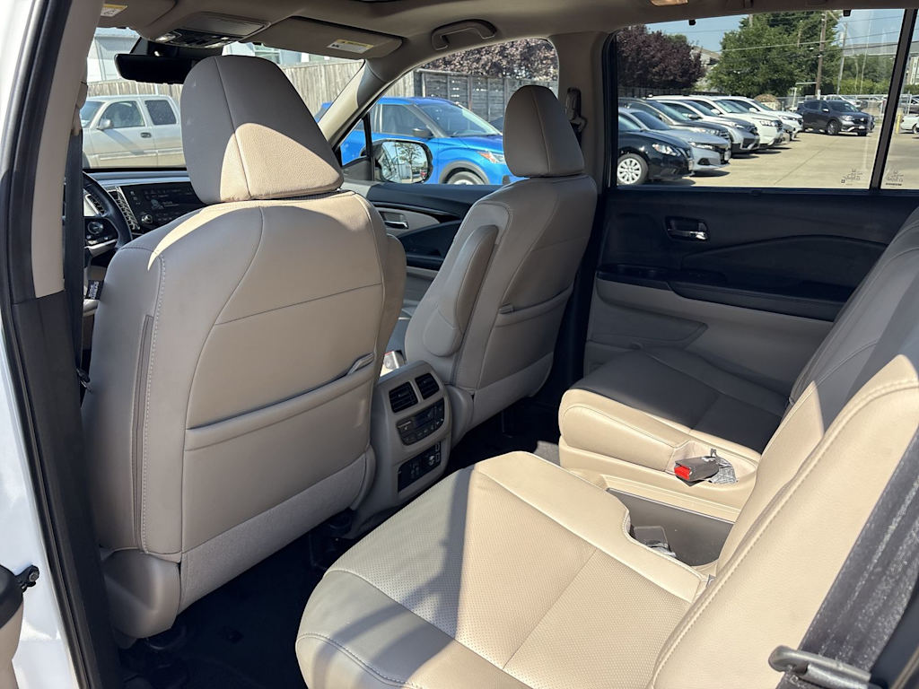 Thumbnail: 2020 Honda Pilot - 12