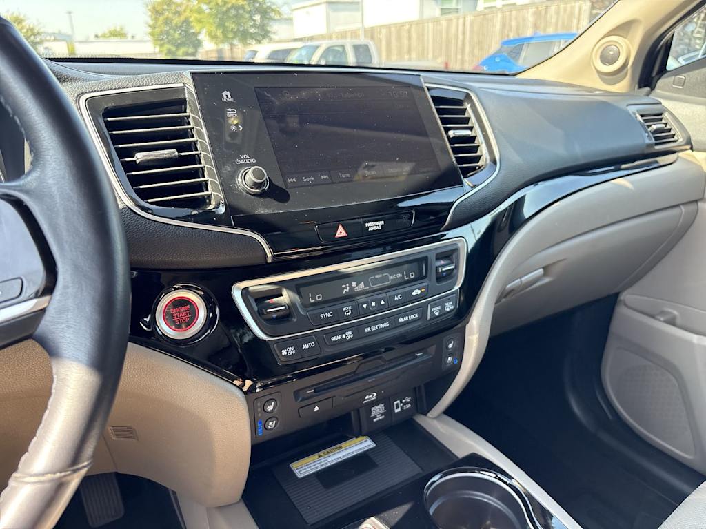 Thumbnail: 2020 Honda Pilot - 15