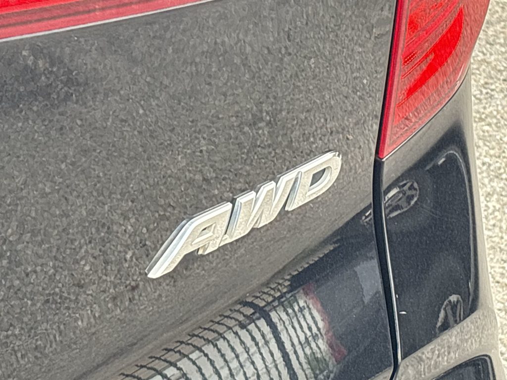 Thumbnail: 2018 Honda Pilot - 18