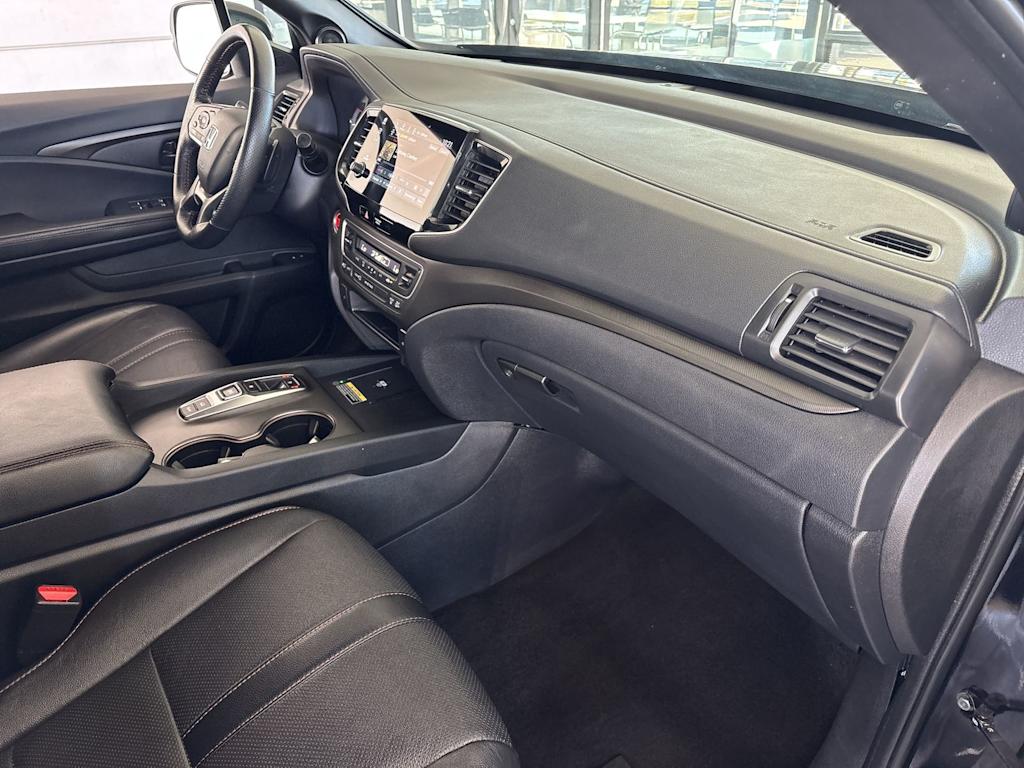 Thumbnail: 2024 Honda Passport - 14