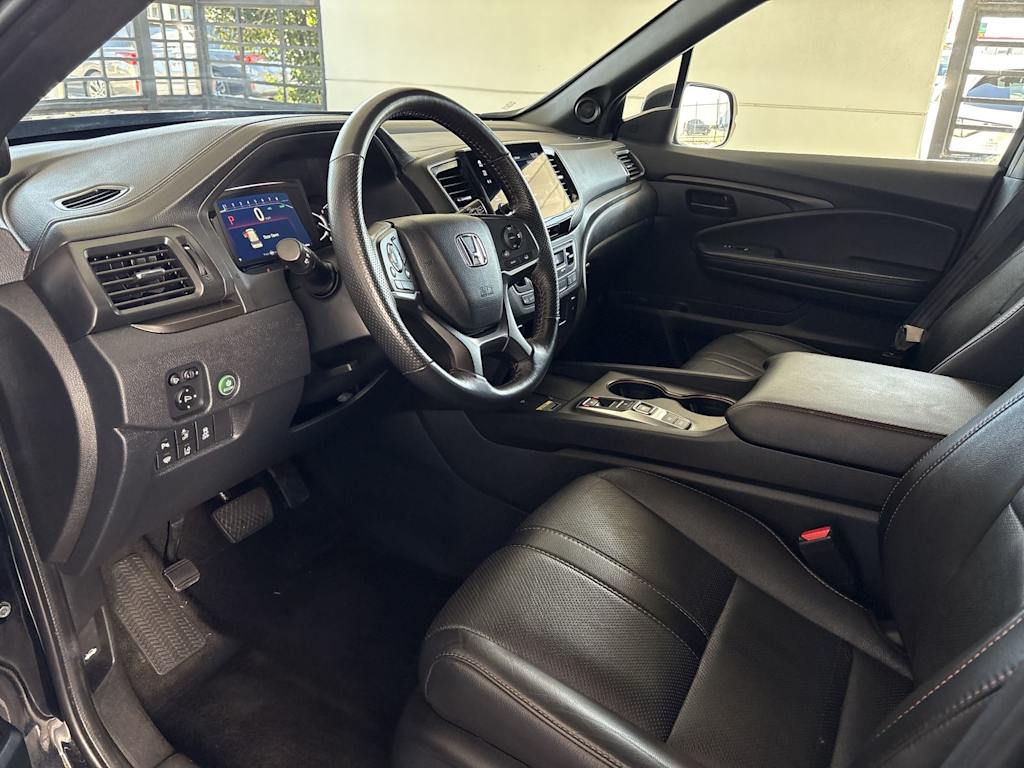 Thumbnail: 2024 Honda Passport - 2