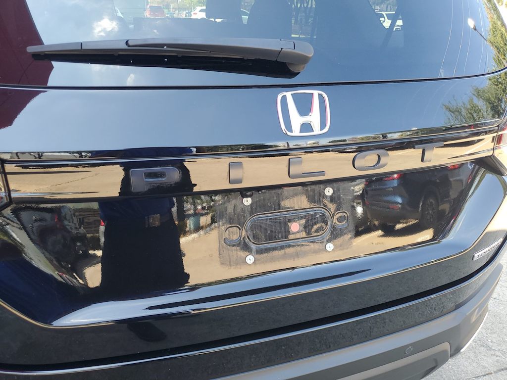 Thumbnail: 2023 Honda Pilot - 7