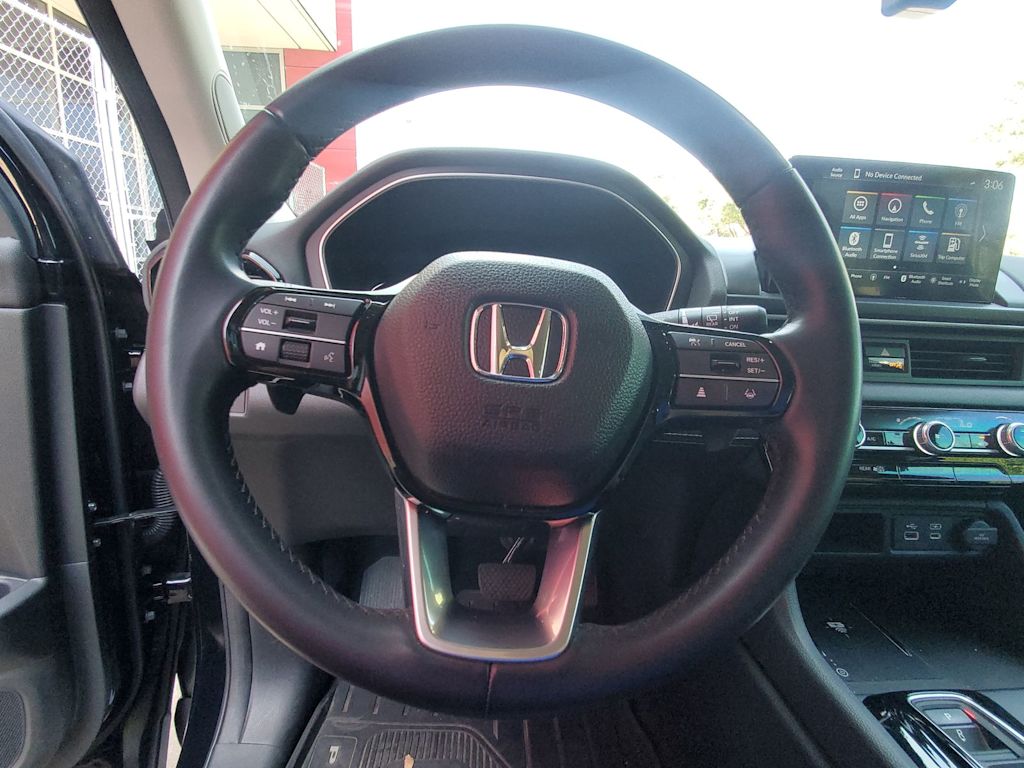 Thumbnail: 2023 Honda Pilot - 10