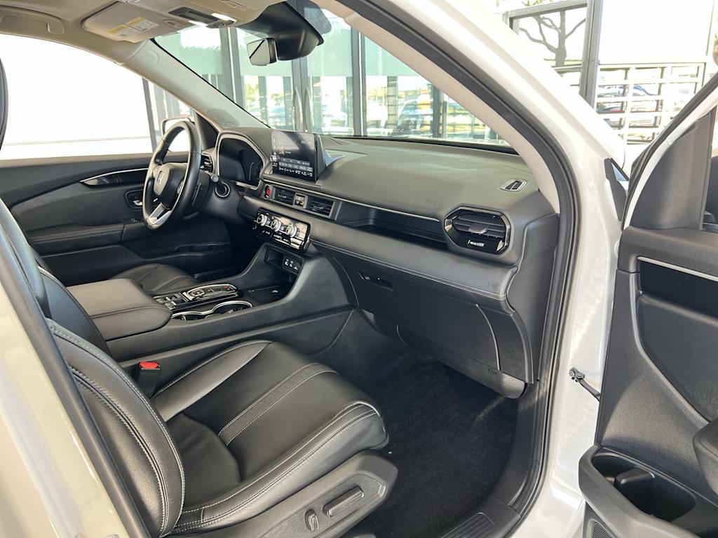 Thumbnail: 2023 Honda Pilot - 12