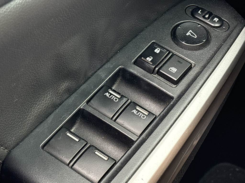 Thumbnail: 2013 Honda Crosstour - 21
