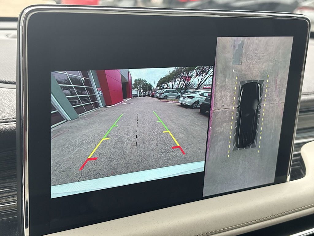 Thumbnail: 2022 Lincoln Aviator - 39