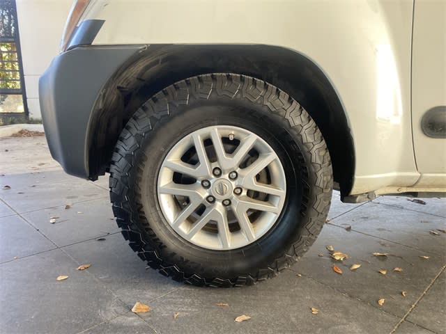 2015 Nissan Xterra S 8