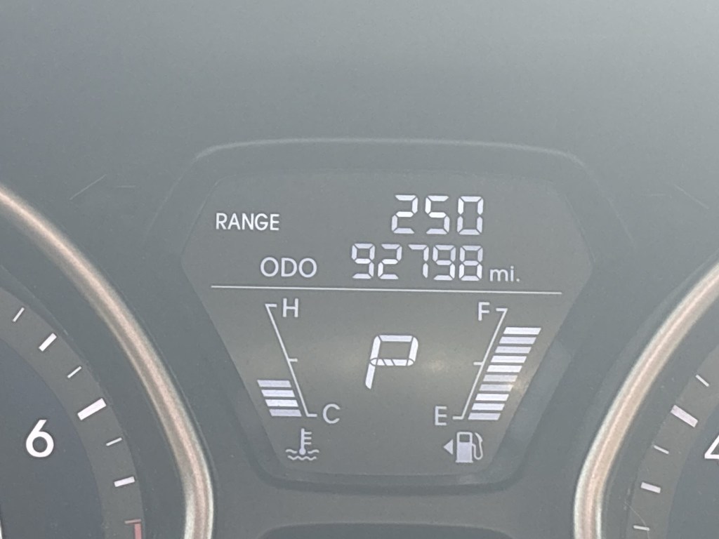 Thumbnail: 2011 Hyundai Elantra - 11