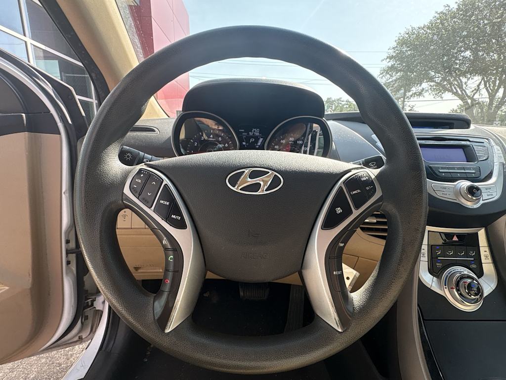 Thumbnail: 2011 Hyundai Elantra - 2