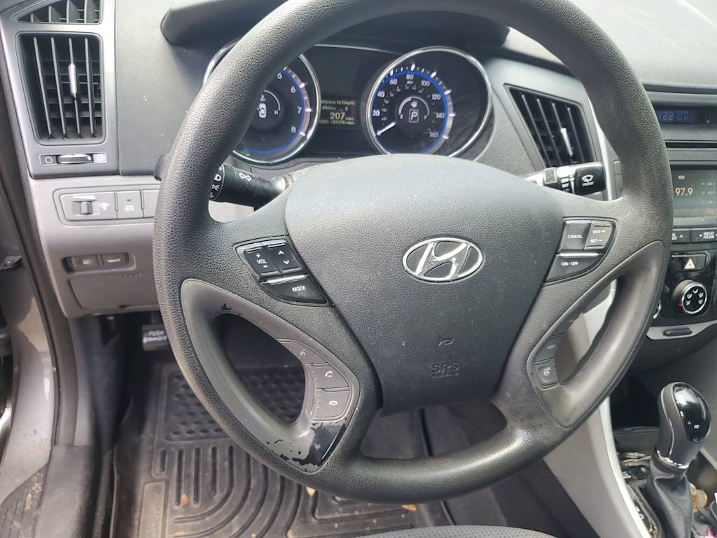 Thumbnail: 2014 Hyundai Sonata - 10