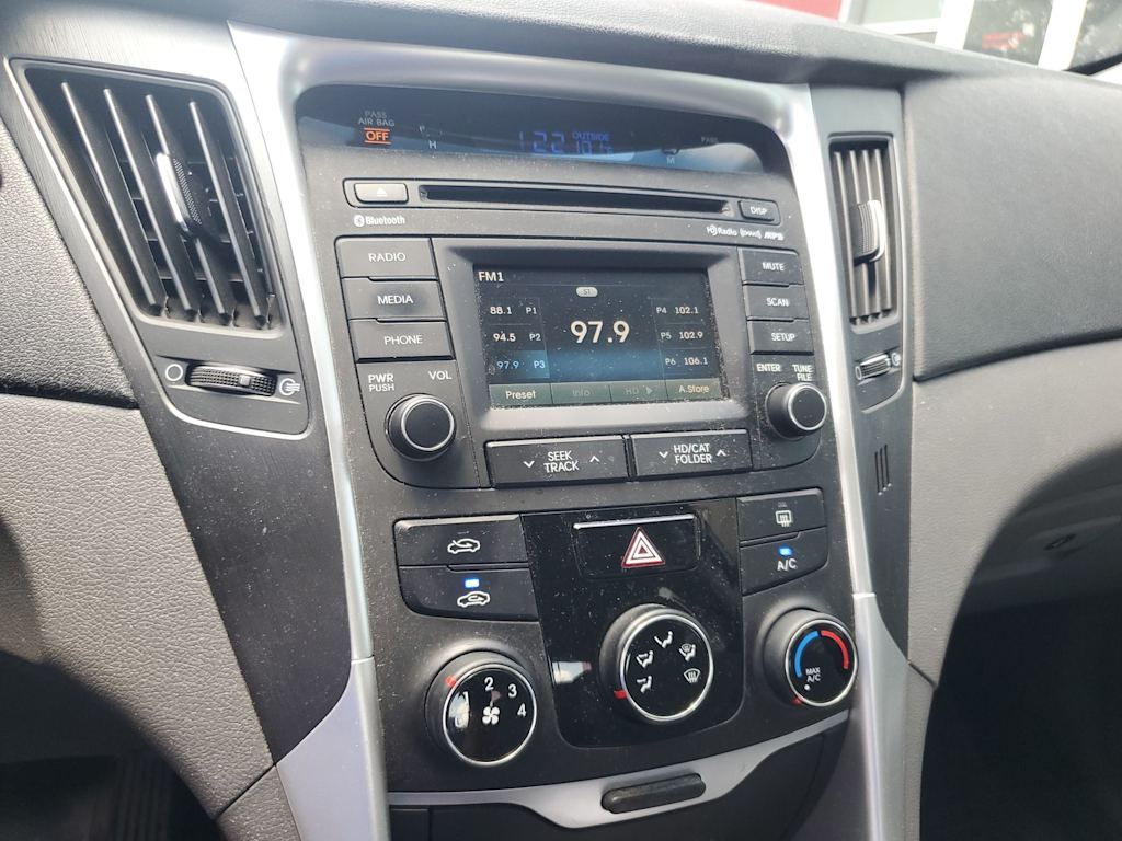 Thumbnail: 2014 Hyundai Sonata - 11