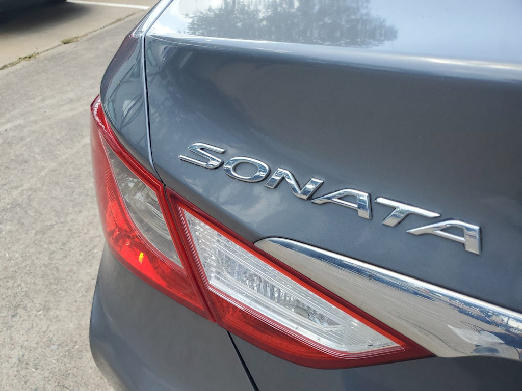Thumbnail: 2014 Hyundai Sonata - 7