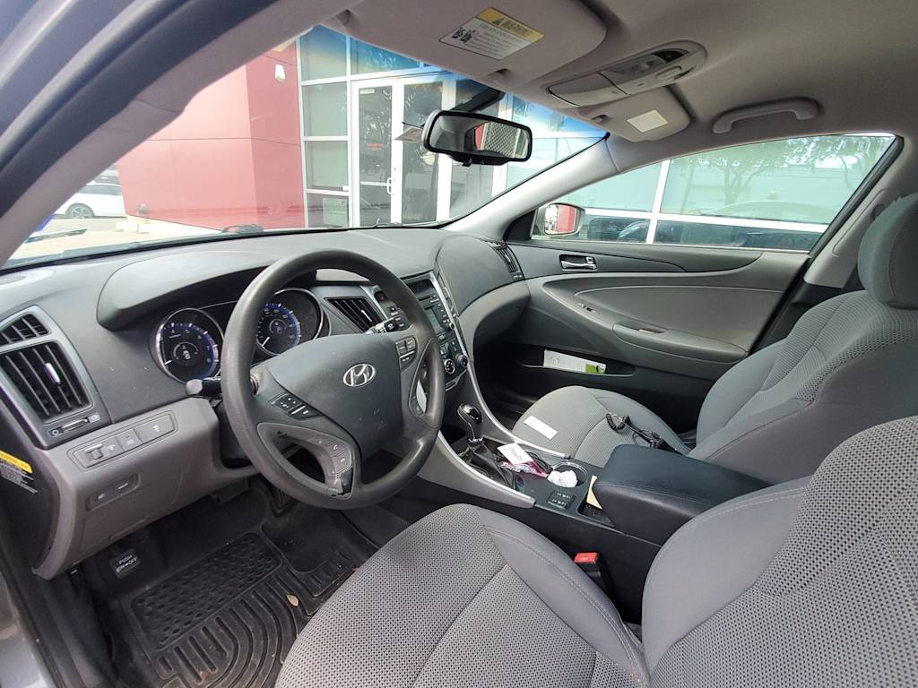 Thumbnail: 2014 Hyundai Sonata - 9