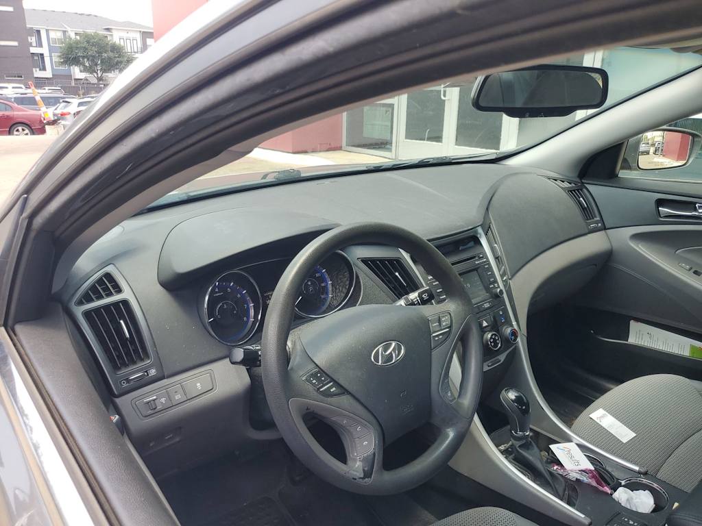 Thumbnail: 2014 Hyundai Sonata - 2