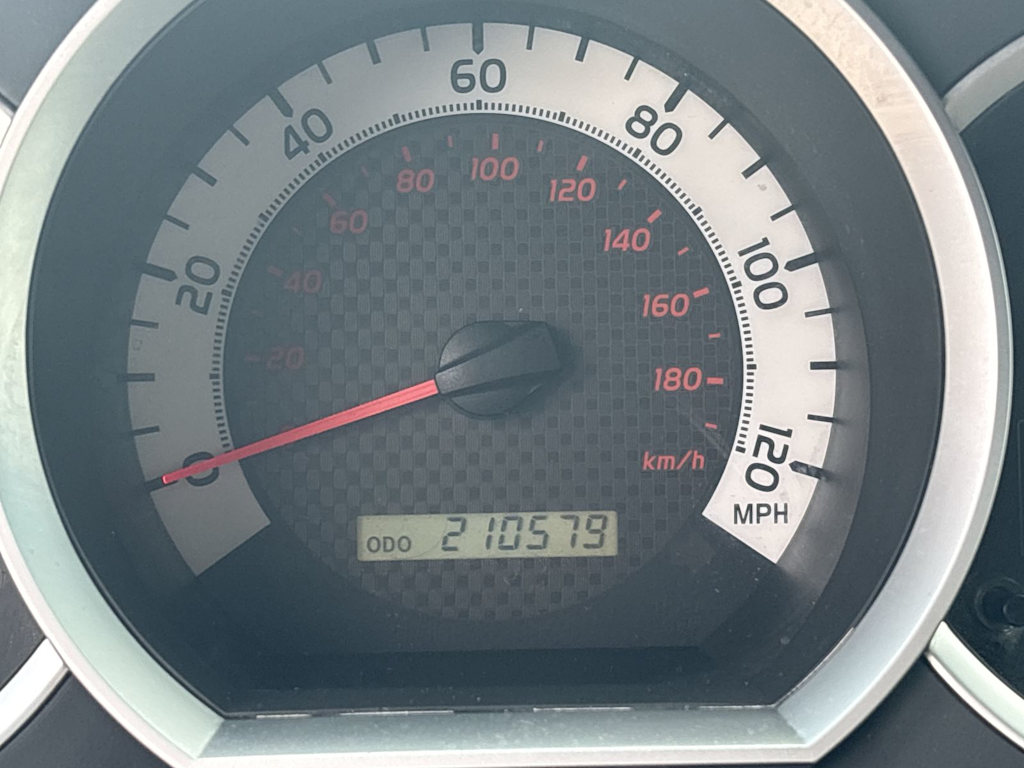 Thumbnail: 2013 Toyota Tacoma - 11