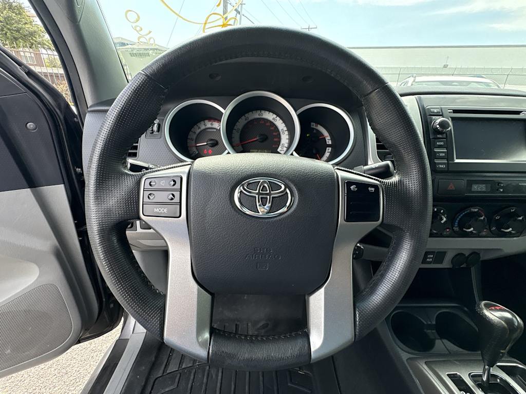 Thumbnail: 2013 Toyota Tacoma - 8