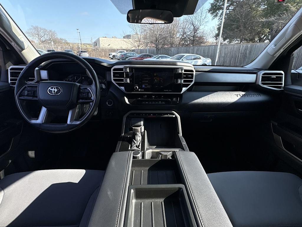 Thumbnail: 2024 Toyota Tundra - 9
