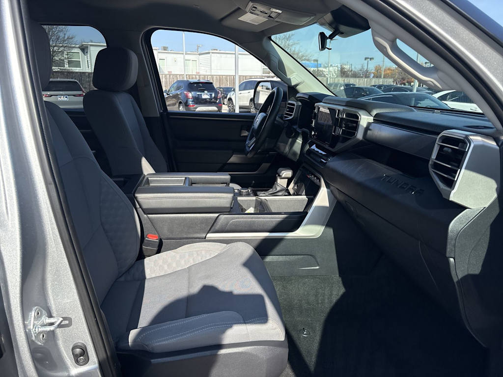 Thumbnail: 2024 Toyota Tundra - 11