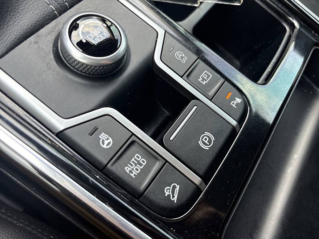 Thumbnail: 2022 Kia Sorento - 28