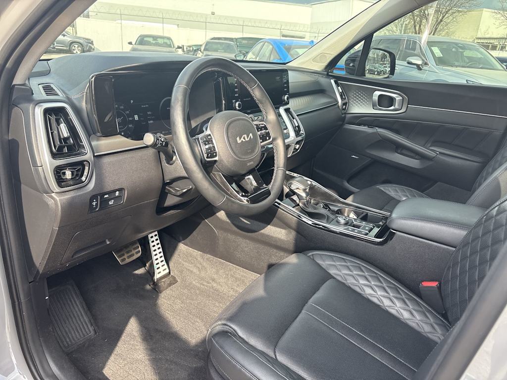 Thumbnail: 2022 Kia Sorento - 2