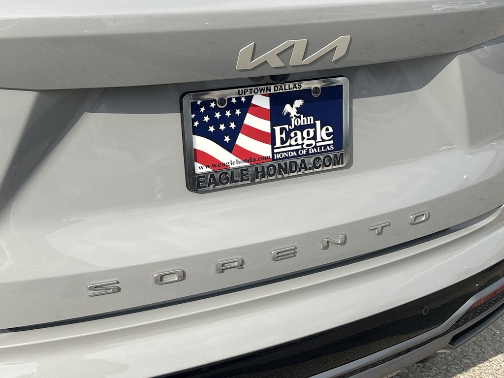 Thumbnail: 2022 Kia Sorento - 7