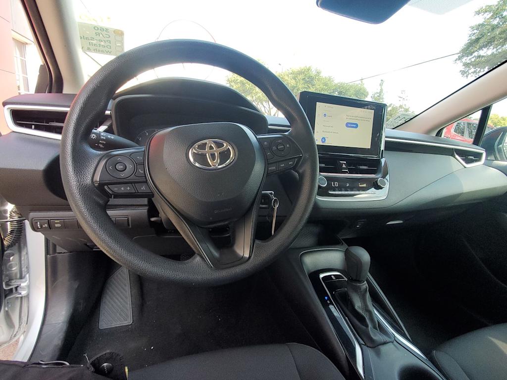 Thumbnail: 2025 Toyota Corolla - 9