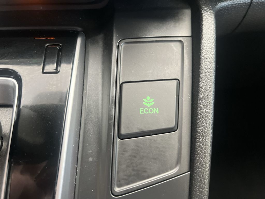 Thumbnail: 2019 Honda CR-V - 19