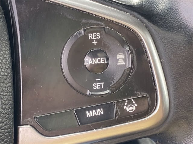 2017 Honda CR-V Touring 31